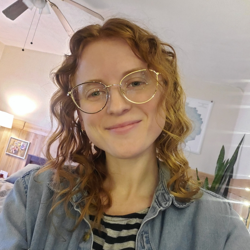 Meet your Posher, Abigail